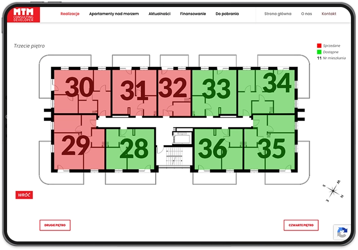 Na pierwszym zdjęciu osoba przegląda stronę internetową firmy EKO na tablecie. Na ekranie widoczna jest sekcja aktualności.